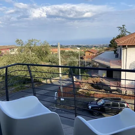 Etna Stone Bed and Breakfast 3*